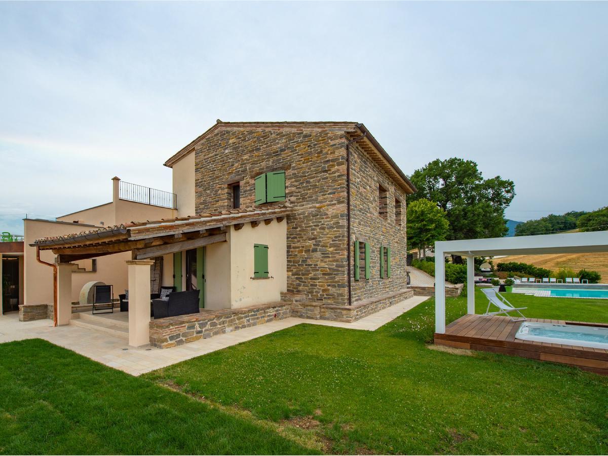 Serre Alte Landscape Luxury Rooms Matelica Εξωτερικό φωτογραφία